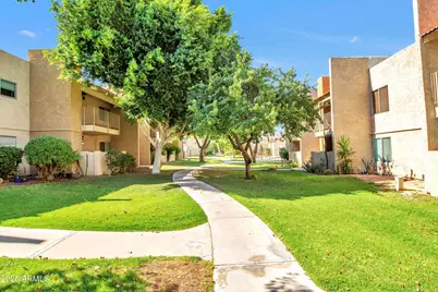 5525 E Thomas Road #M16, Phoenix, AZ 85018 - Photo 20