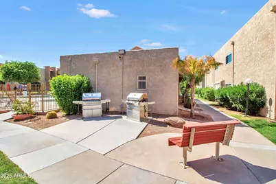 5525 E Thomas Road #M16, Phoenix, AZ 85018 - Photo 18