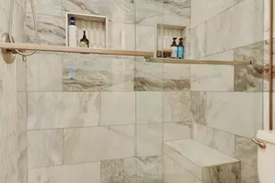 5525 E Thomas Rd, Phoenix, AZ 85018 - Photo 14