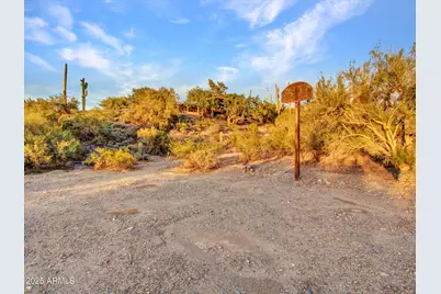 7143 E Highland Road, Cave Creek, AZ 85331 - Photo 68