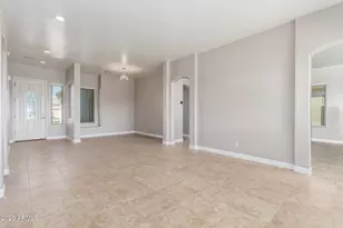 13681 W Holly St, Goodyear, AZ 85395 - Photo 4