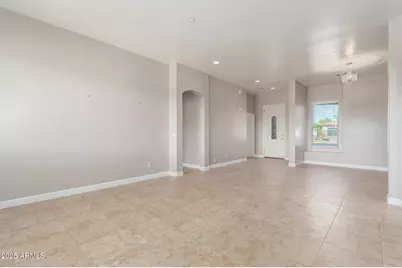 13681 W Holly Street, Goodyear, AZ 85395 - Photo 4