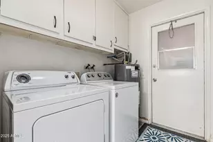 10973 W Coggins Dr, Sun City, AZ 85351 - Photo 28