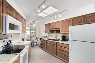 10973 W Coggins Dr, Sun City, AZ 85351 - Photo 14