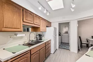 10973 W Coggins Dr, Sun City, AZ 85351 - Photo 16