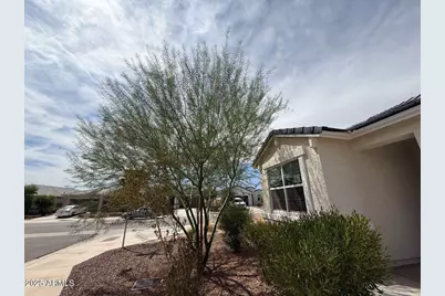 18470 W Faye Way, Wittmann, AZ 85361 - Photo 4