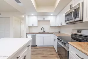 4864 W Rose Ln, Glendale, AZ 85301 - Photo 12