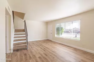 4864 W Rose Ln, Glendale, AZ 85301 - Photo 4