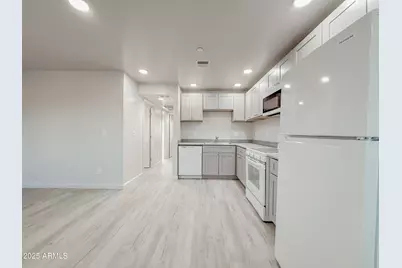 2121 W Adams Street #A103, Phoenix, AZ 85009 - Photo 10