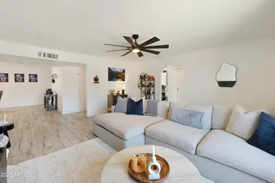 18821 N 17th Avenue, Phoenix, AZ 85027 - Photo 6