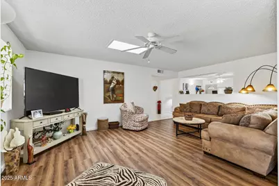 10448 W Tropicana Circle, Sun City, AZ 85351 - Photo 16