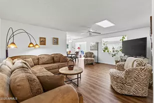 10448 W Tropicana Cir, Sun City, AZ 85351 - Photo 14