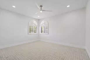 3800 E Lincoln Dr, Phoenix, AZ 85018 - Photo 32