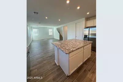 13330 W Eagle Feather Road, Peoria, AZ 85383 - Photo 10