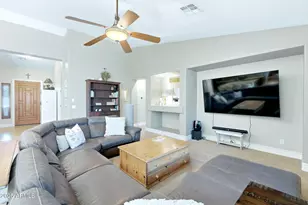 14395 W Port Royale Ln, Surprise, AZ 85379 - Photo 10