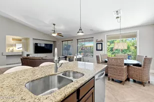 14395 W Port Royale Ln, Surprise, AZ 85379 - Photo 18