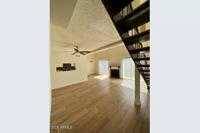 3136 N 38th Street #10, Phoenix, AZ 85018 - Photo 12