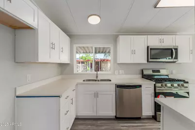 2650 W Union Hills Drive #247, Phoenix, AZ 85027 - Photo 4