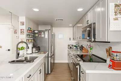 13233 N 3rd Place #13B, Phoenix, AZ 85022 - Photo 14