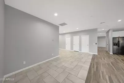 913 E Fremont Road #1, Phoenix, AZ 85042 - Photo 20