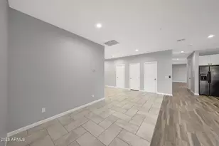 913 E Fremont Rd, Phoenix, AZ 85042 - Photo 20