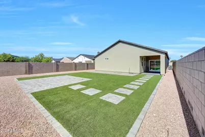 913 E Fremont Road #1, Phoenix, AZ 85042 - Photo 8