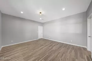 913 E Fremont Rd, Phoenix, AZ 85042 - Photo 46