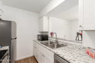 1346 E Mountain View Rd, Phoenix, AZ 85020 - Photo 8