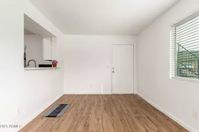 1346 E Mountain View Road #208, Phoenix, AZ 85020 - Photo 8