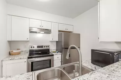 1346 E Mountain View Road #208, Phoenix, AZ 85020 - Photo 14