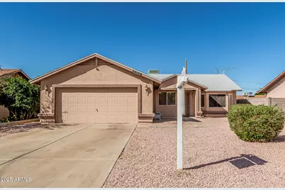 2264 S Belaire Road, Apache Junction, AZ 85119 - Photo 1