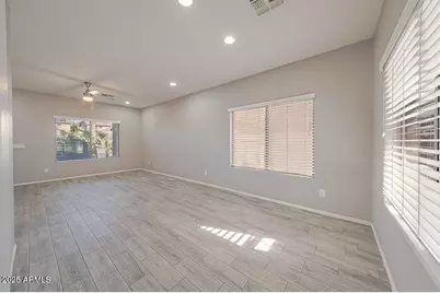 12825 W Whitton Avenue, Avondale, AZ 85392 - Photo 8