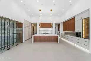 10354 E Celestial Dr, Scottsdale, AZ 85262 - Photo 16