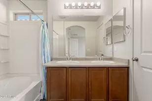 2044 N 77th Ln, Phoenix, AZ 85035 - Photo 18