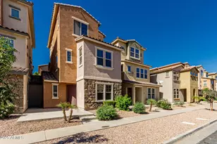 2044 N 77th Ln, Phoenix, AZ 85035 - Photo 6