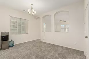 2044 N 77th Ln, Phoenix, AZ 85035 - Photo 8