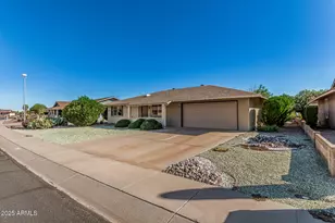 10129 W Pine Springs Dr, Sun City, AZ 85373 - Photo 36