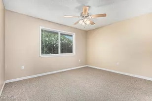 10129 W Pine Springs Dr, Sun City, AZ 85373 - Photo 22