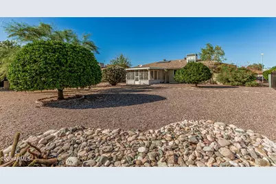 10129 W Pine Springs Drive, Sun City, AZ 85373 - Photo 32