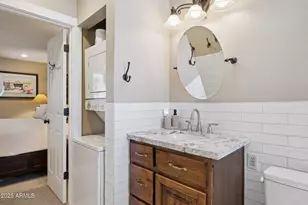 4208 N 38th St, Phoenix, AZ 85018 - Photo 10