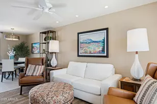4208 N 38th St, Phoenix, AZ 85018 - Photo 8