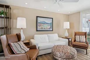 4208 N 38th St, Phoenix, AZ 85018 - Photo 1