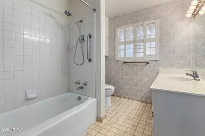 1339 E Luke Avenue, Phoenix, AZ 85014 - Photo 22