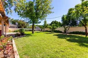 1339 E Luke Ave, Phoenix, AZ 85014 - Photo 32