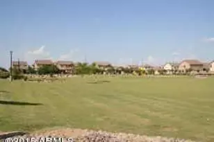 2024 S Falcon Dr, Gilbert, AZ 85295 - Photo 22