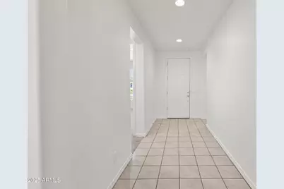 25915 W Quail Avenue, Buckeye, AZ 85396 - Photo 8