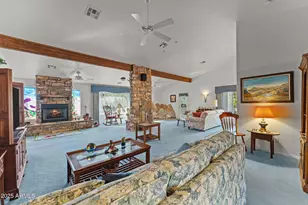 1646 N Peach Dr, Wickenburg, AZ 85390 - Photo 10