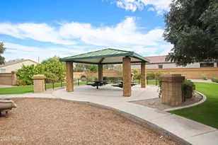 1709 E Grenadine Rd, Phoenix, AZ 85040 - Photo 38