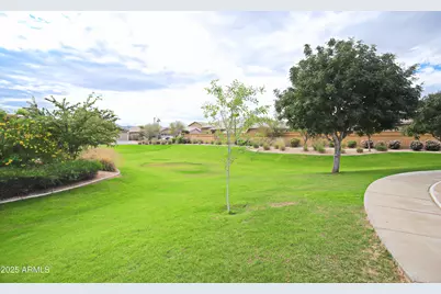 1709 E Grenadine Road, Phoenix, AZ 85040 - Photo 40