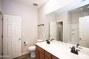 1709 E Grenadine Rd, Phoenix, AZ 85040 - Photo 24